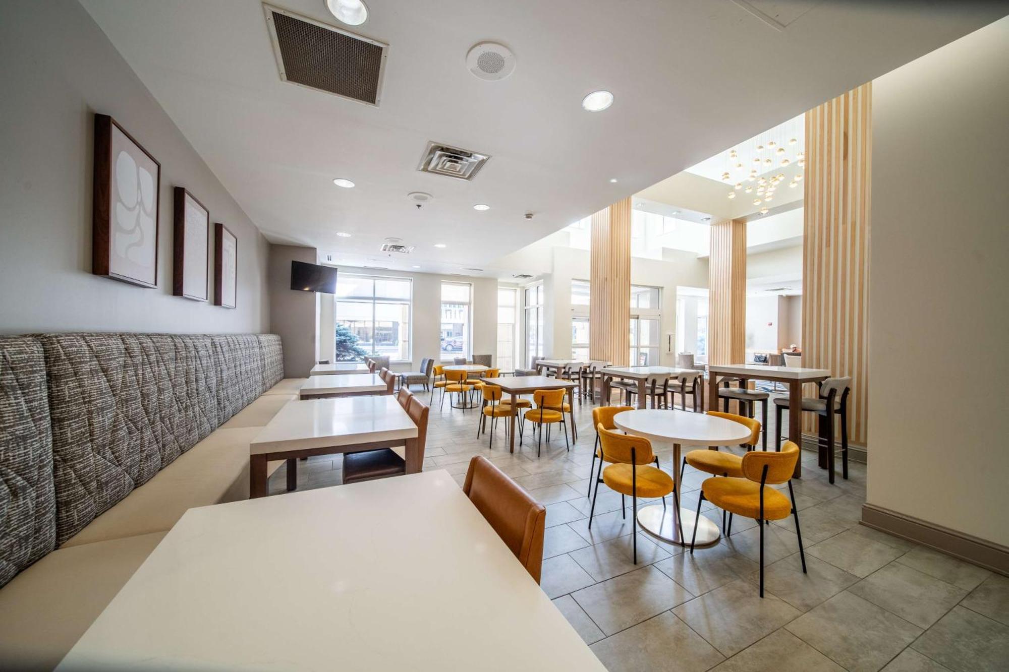 Hilton Garden Inn Rochester Downtown Exterior foto