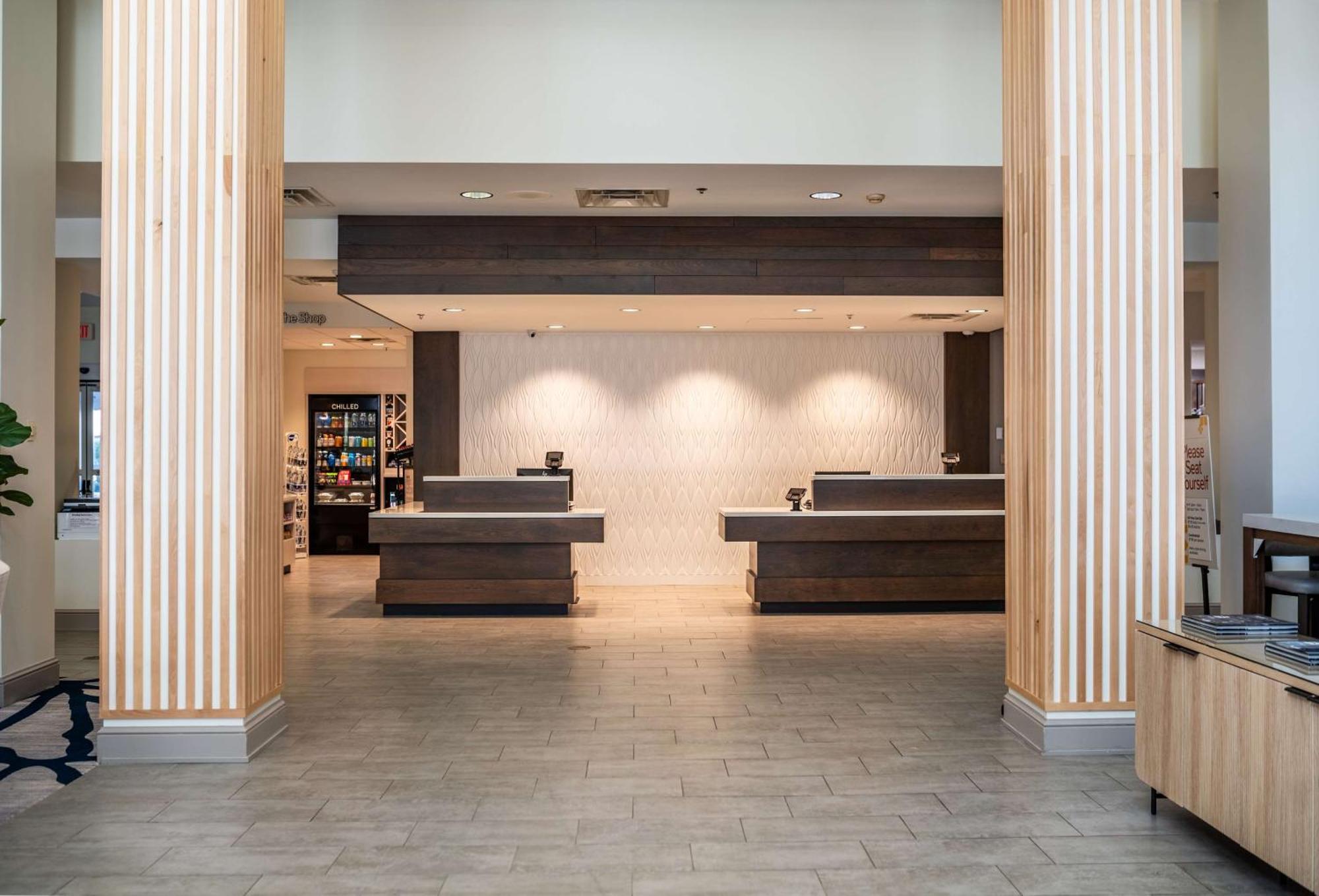Hilton Garden Inn Rochester Downtown Exterior foto