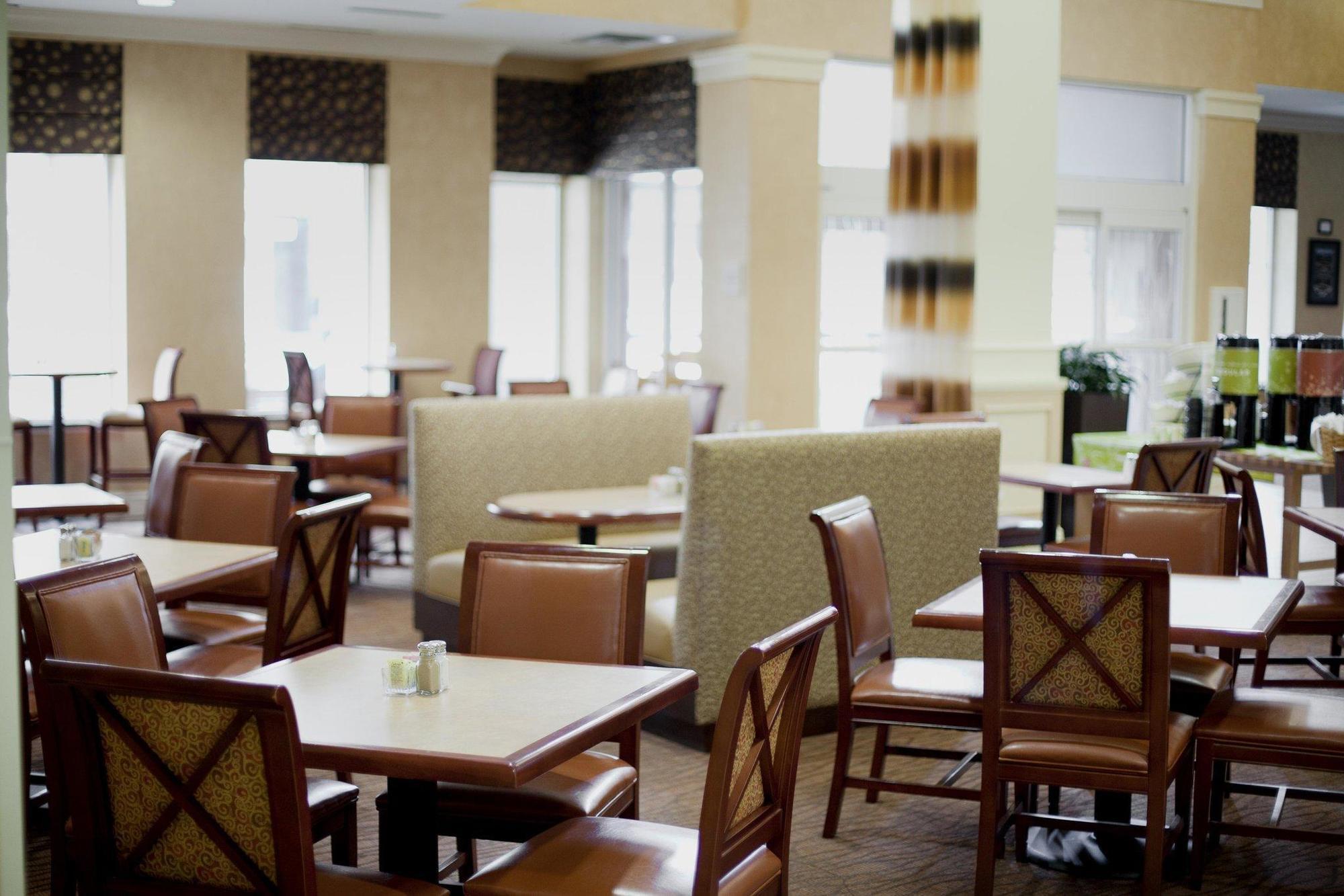 Hilton Garden Inn Rochester Downtown Exterior foto