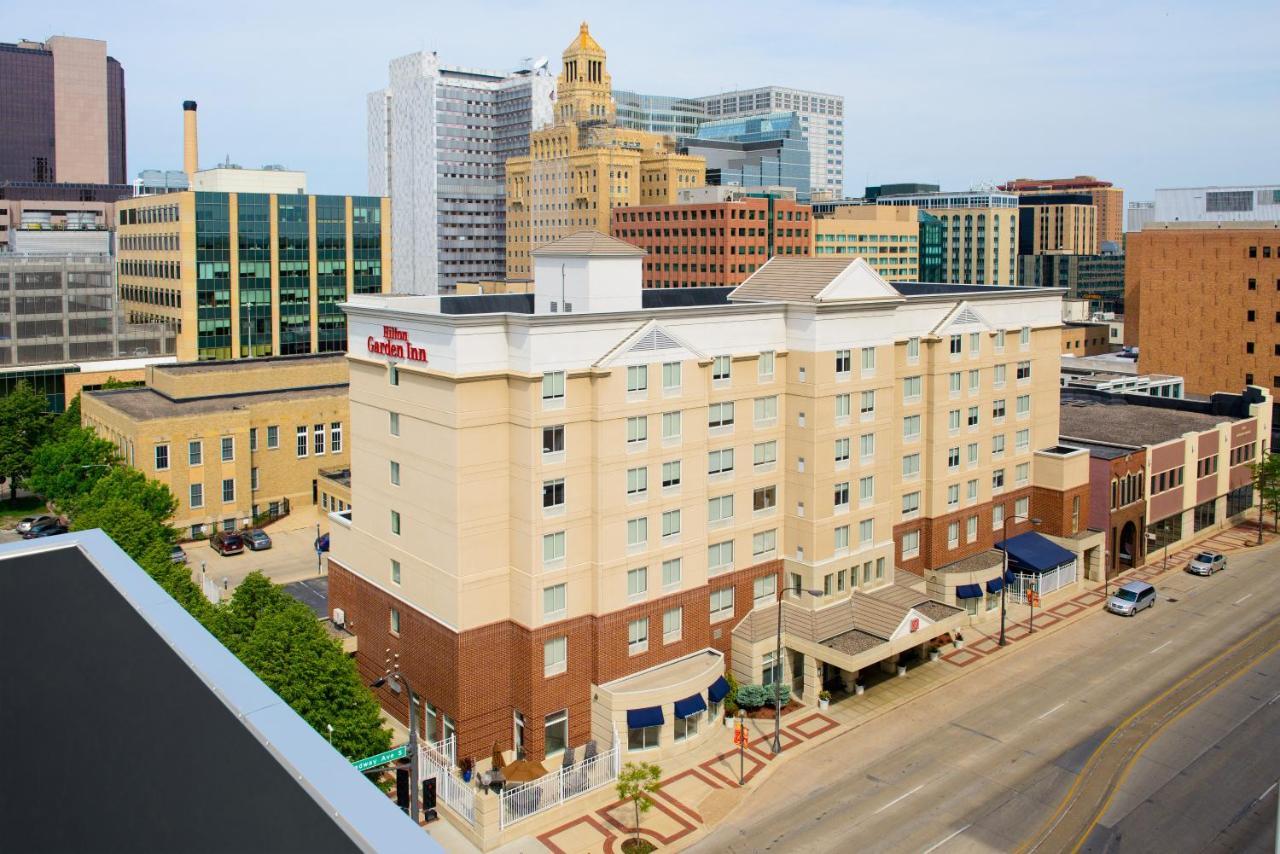 Hilton Garden Inn Rochester Downtown Exterior foto